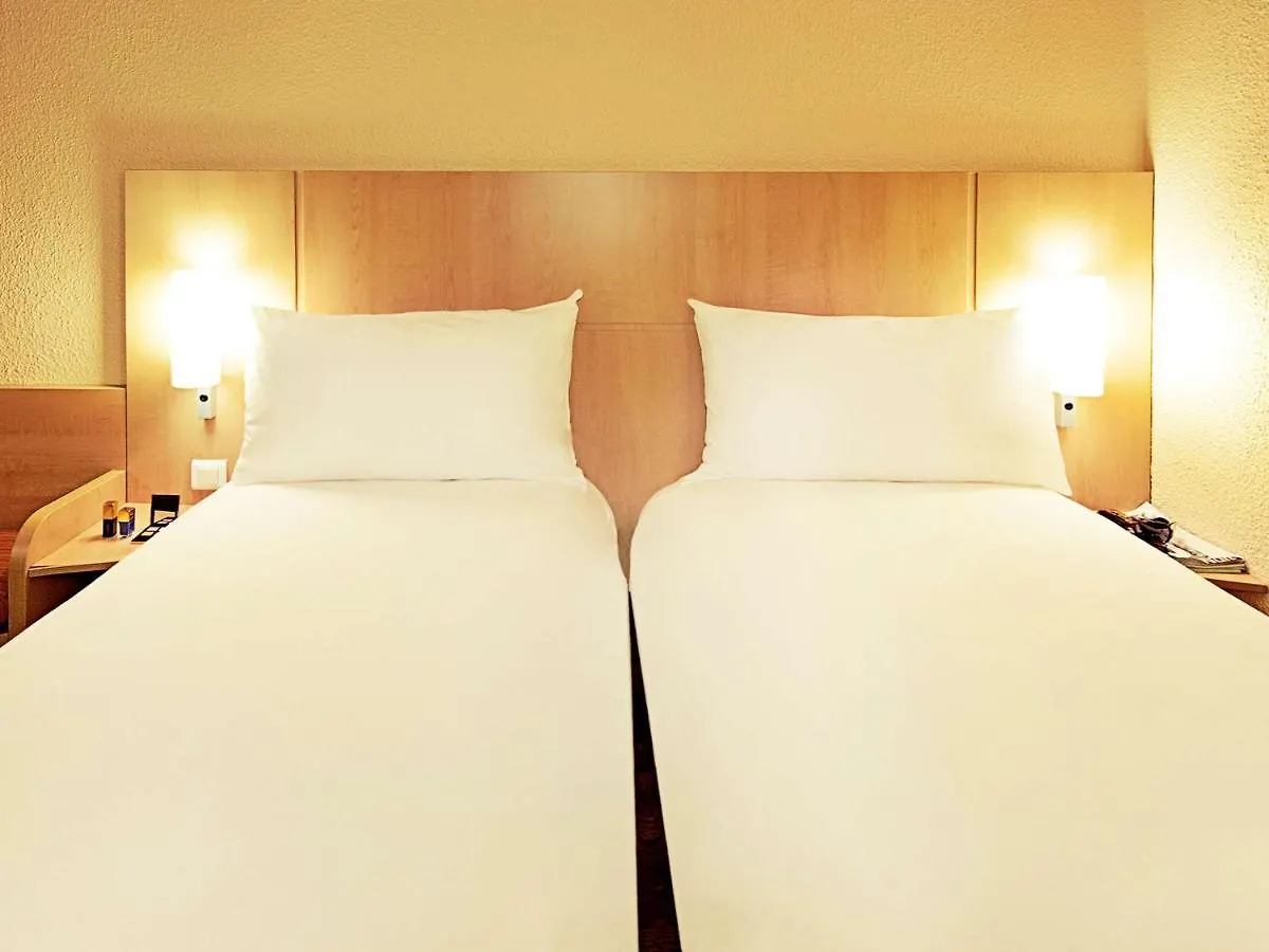 Hotel Ibis Lisboa Jose Malhoa 2*,