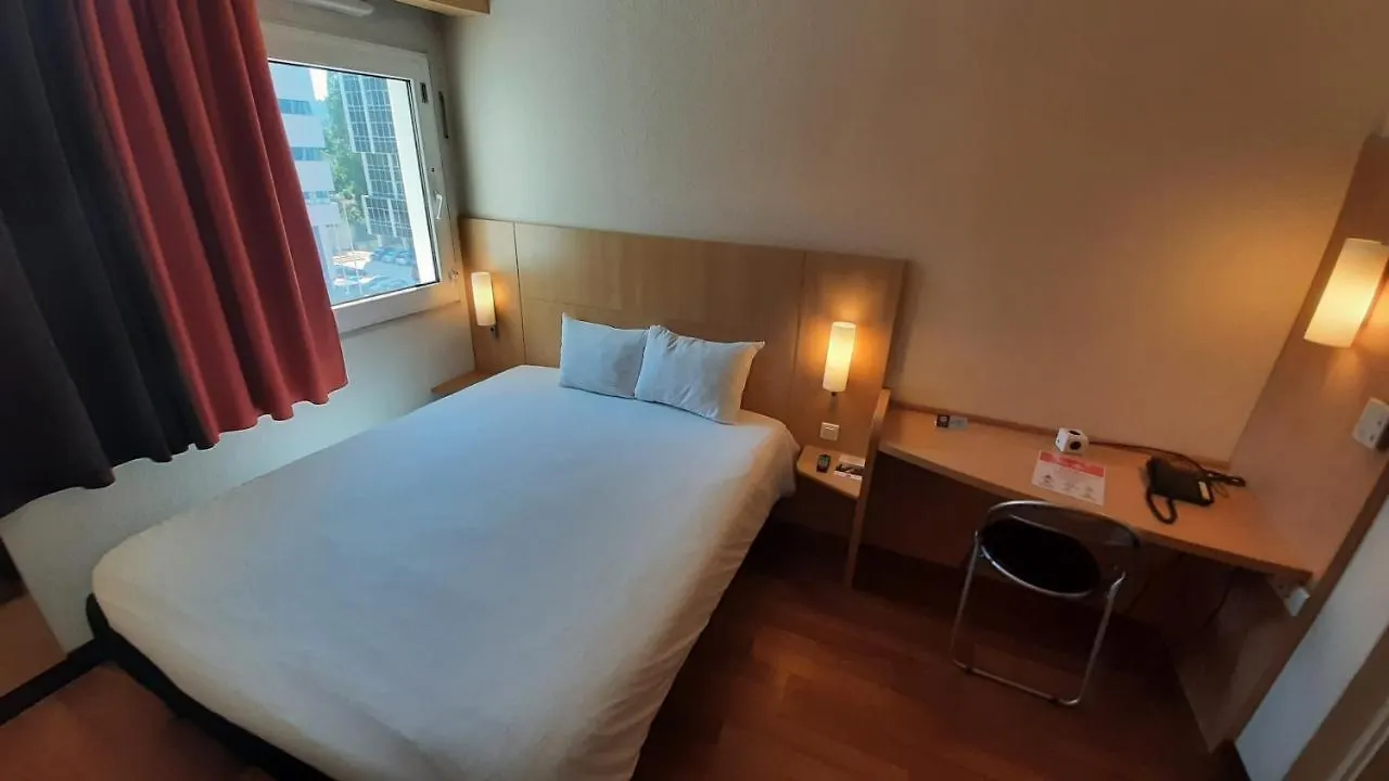 Hotel Ibis Lisboa Jose Malhoa 2*, Lisbon Portugal