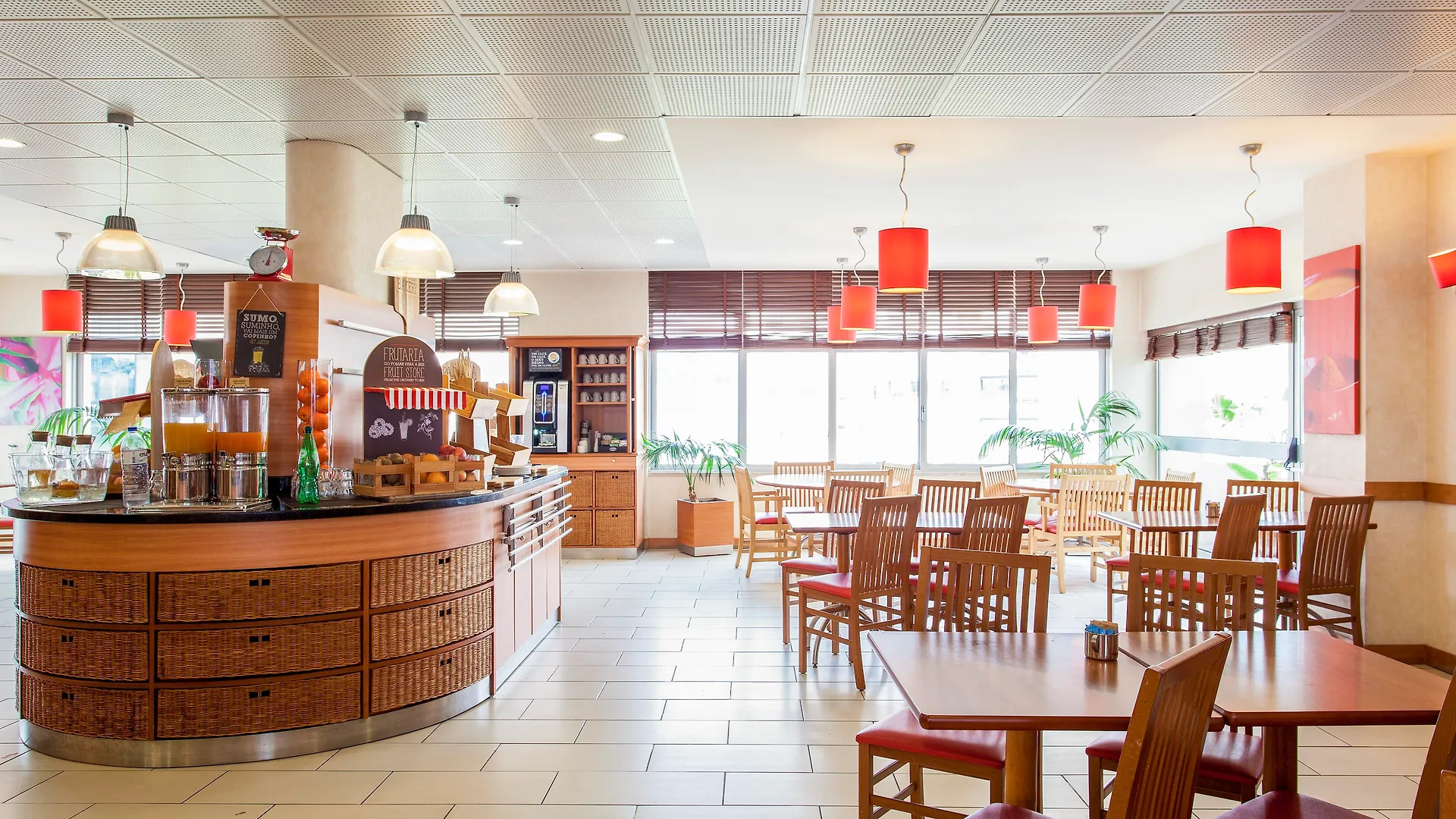 Hotel Ibis Lisboa Jose Malhoa 2*, Lisbon Portugal